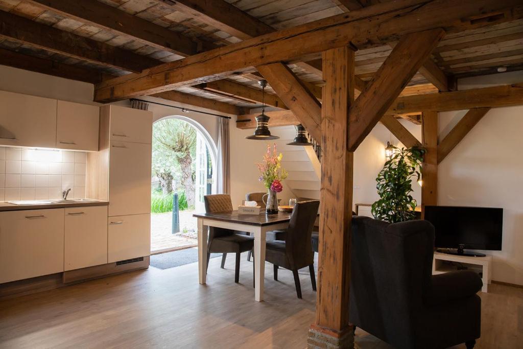 De Bieslandse Heerlijkheid Apartment